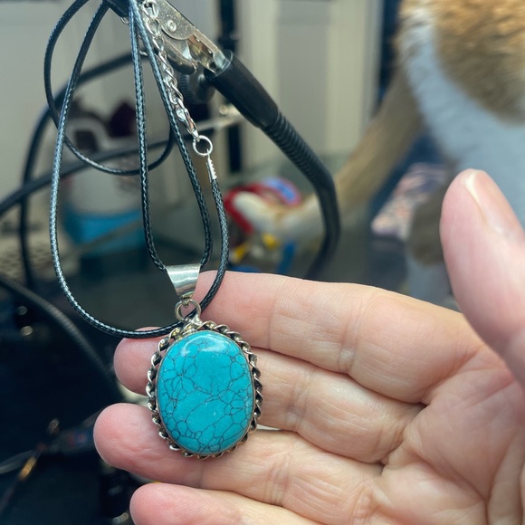 Simulated Turquoise Pendant Necklace - Picture 4 of 8